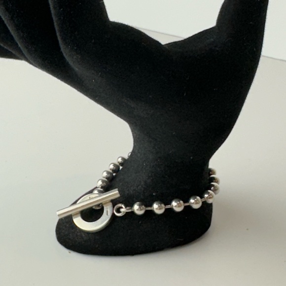 Gucci A U T H E N T I C Ball Link Bracelet. .925 Silver. Toggle closure - Picture 11 of 13